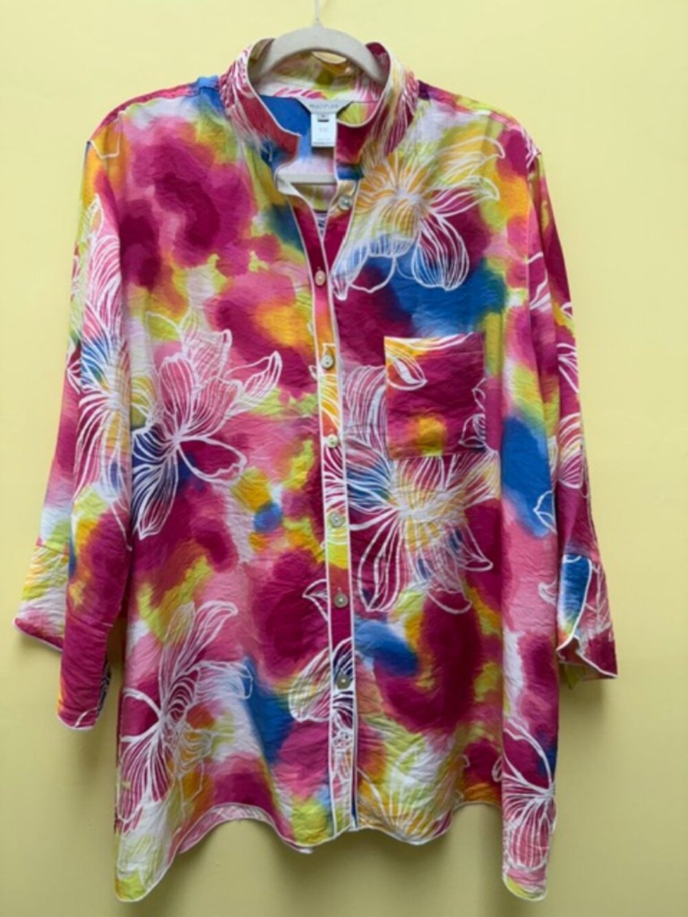 Multiples Watercolor Button-up Women’s 1XL Blouse with wired-collar